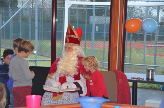 Sinterklaasvieren op de tennisverniging