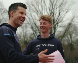 Baars Academy: leer tennisles geven